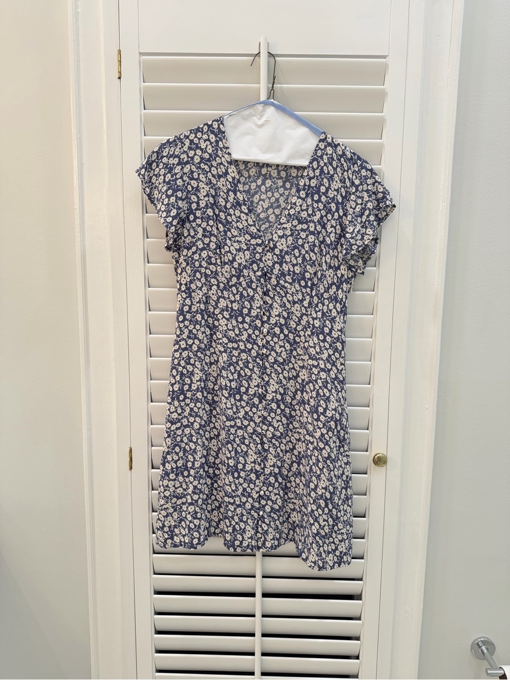 Rails Blue Floral Mini Dress XS Button Front V Neck Casual Feminine